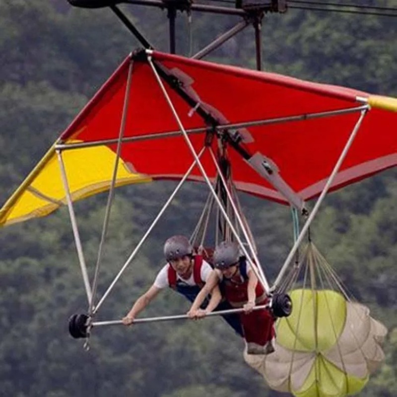 Outdoor Adventure Ziplines & Waterfall Puerto Vallarta - 屋外グライディング ジップライン スイング スリリングアドベンチャー アトラクション ジップケーブルカー