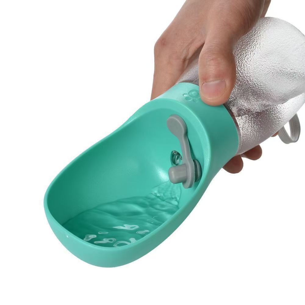 犬や猫用のポータブルペットウォーターボトル – ビションフリ - Outdoor Adventure Walks のレビューと価格