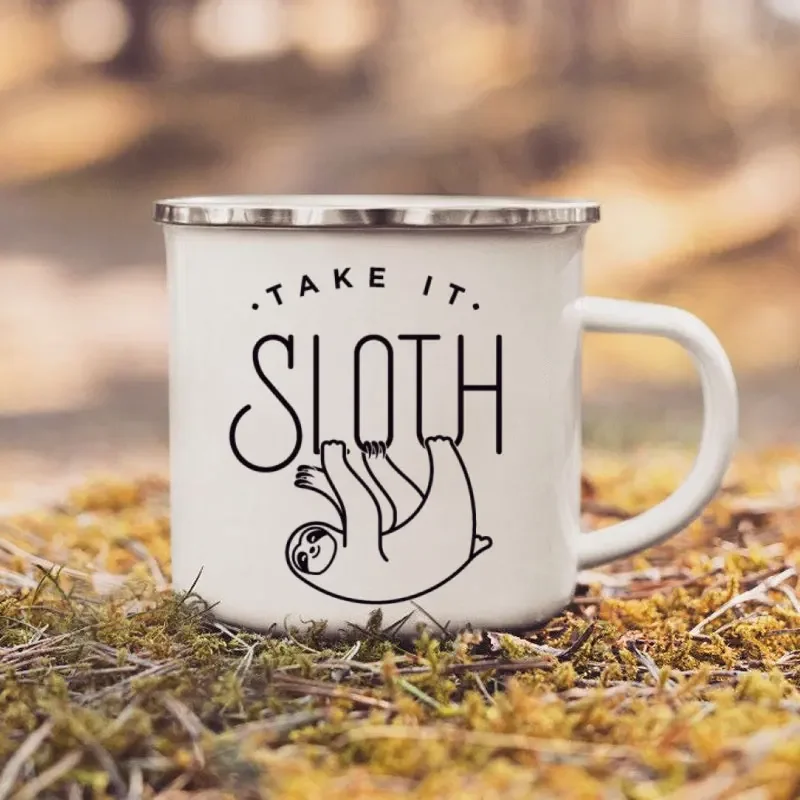 ナマケモノのエナメルコーヒーマグ,イラスト入りアドベンチャー - Outdoor Adventure Walks のレビューと価格